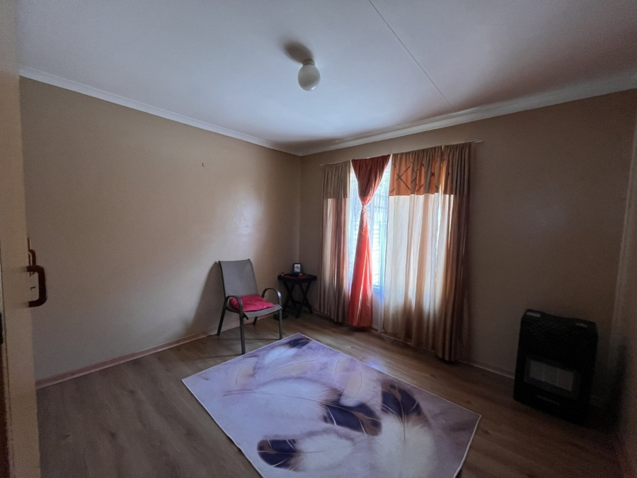 2 Bedroom Property for Sale in Navalsig Free State